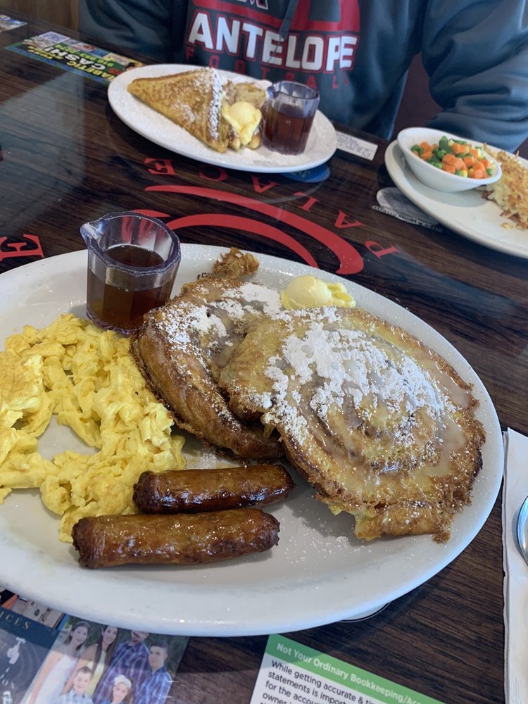 Thick-cut French toast dusted with powdered sugar
